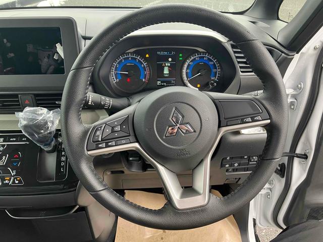 Mitsubishi DELICA MINI 2025