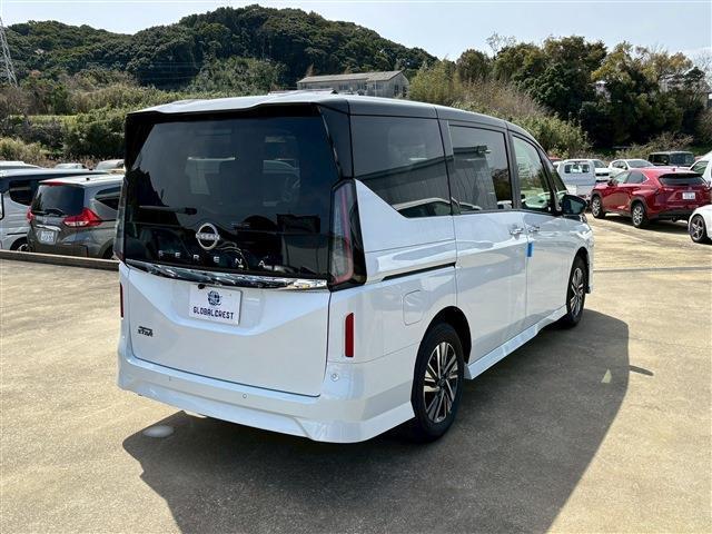 Nissan SERENA 2025