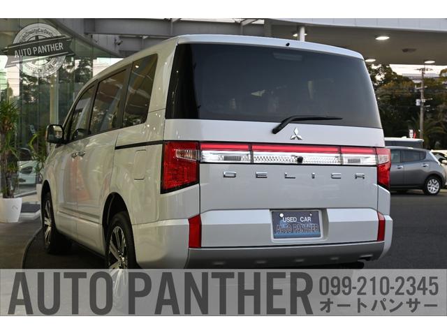 Mitsubishi DELICA D:5 2024