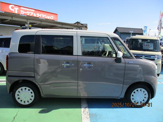 Suzuki WAGON R SMILE 2025