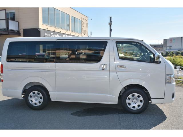 Toyota HIACE VAN 2025