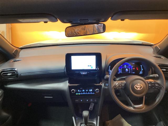 Toyota YARIS CROSS 2025