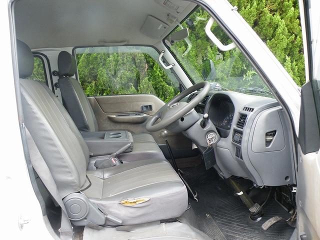 Mazda BRAWNY VAN 2006