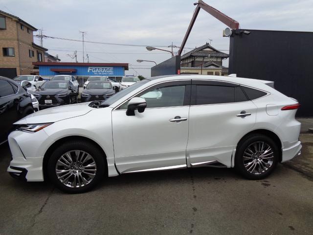 Toyota HARRIER HYBRID 2023