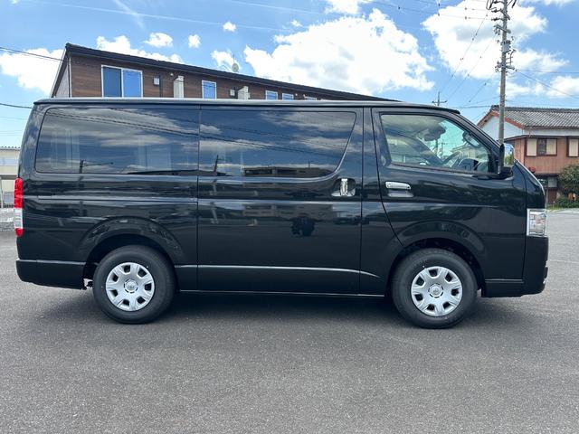 Toyota HIACE VAN 2026