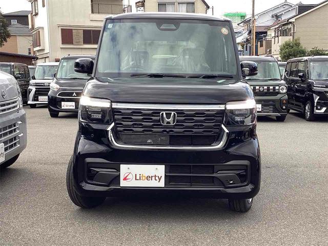 Honda N-BOX CUSTOM 2025