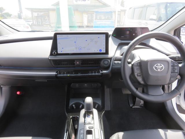 Toyota PRIUS 2024