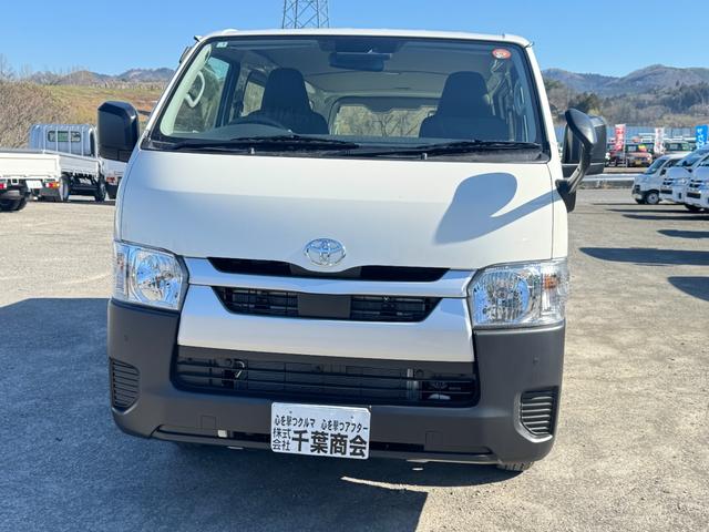 Toyota HIACE VAN 2026