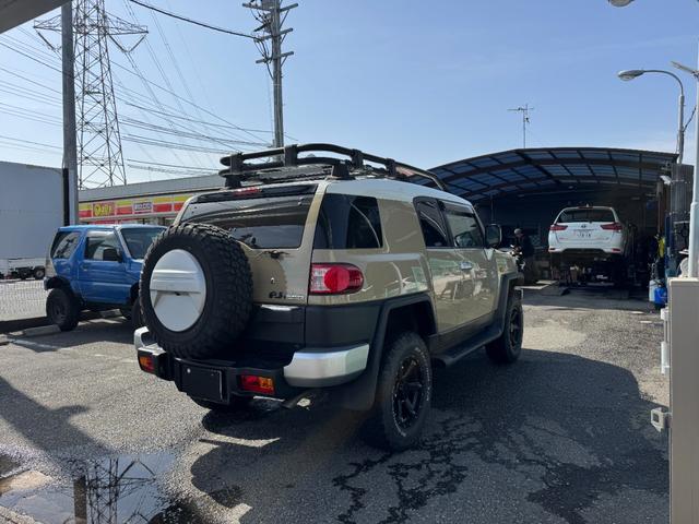Toyota FJ CRUISER 2013
