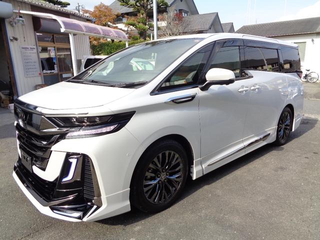Toyota VELLFIRE HYBRID 2024