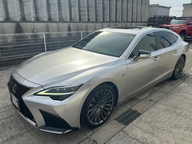 Lexus LS 2021