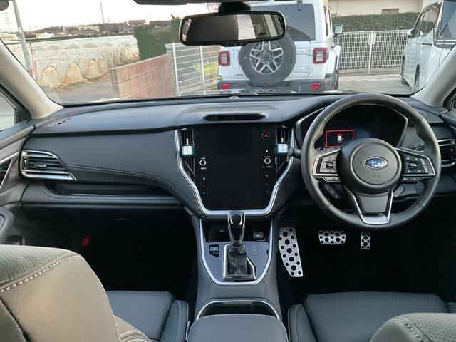 Subaru LEGACY OUTBACK 2022