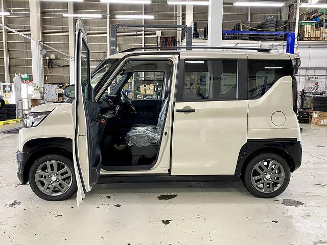 Mitsubishi DELICA MINI 2025