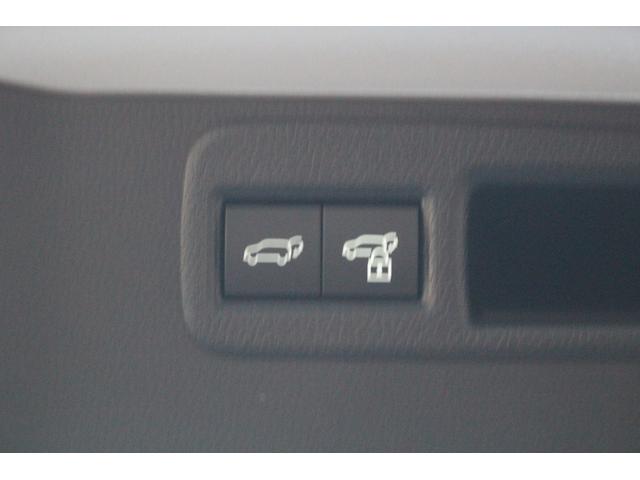 Toyota HARRIER HYBRID 2023