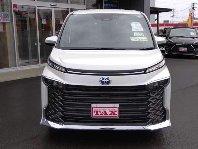 Toyota VOXY 2025