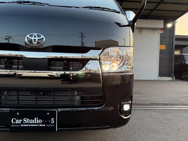 Toyota HIACE VAN 2025