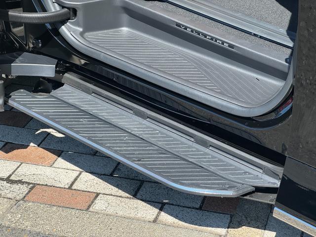 Toyota VELLFIRE HYBRID 2026