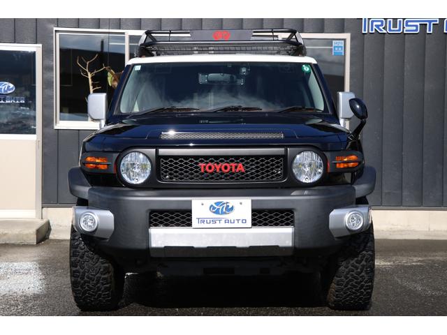 Toyota FJ CRUISER 2017