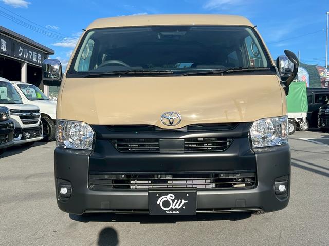 Toyota HIACE VAN 2025