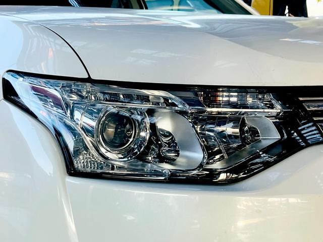 Mitsubishi OUTLANDER PHEV 2014