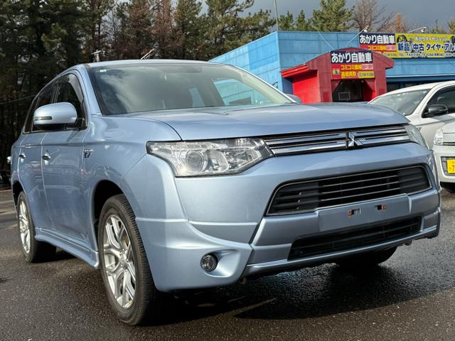 Mitsubishi OUTLANDER PHEV 2014