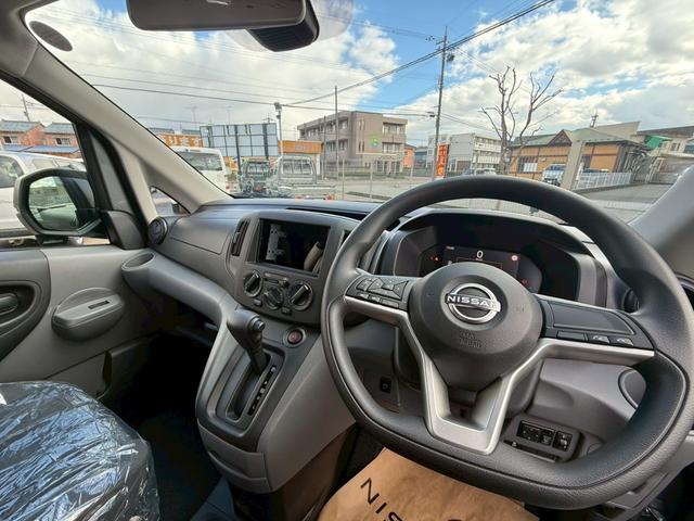 Nissan NV200 VANETTE VAN 2025