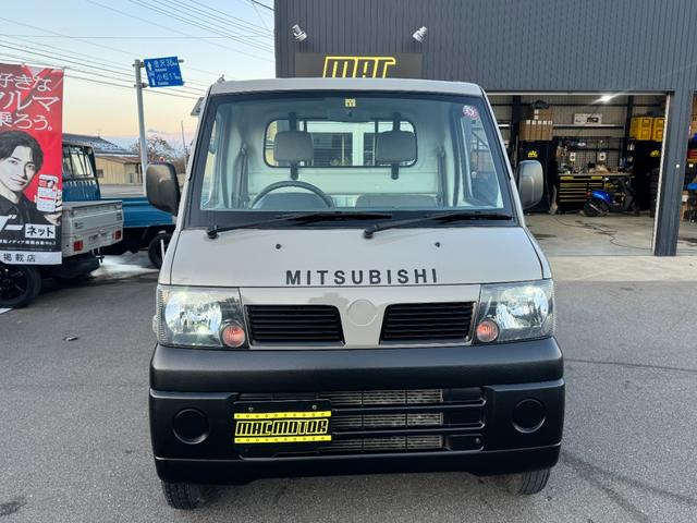 Mitsubishi MINICAB TRUCK 2001