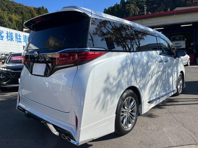 Toyota ALPHARD 2025