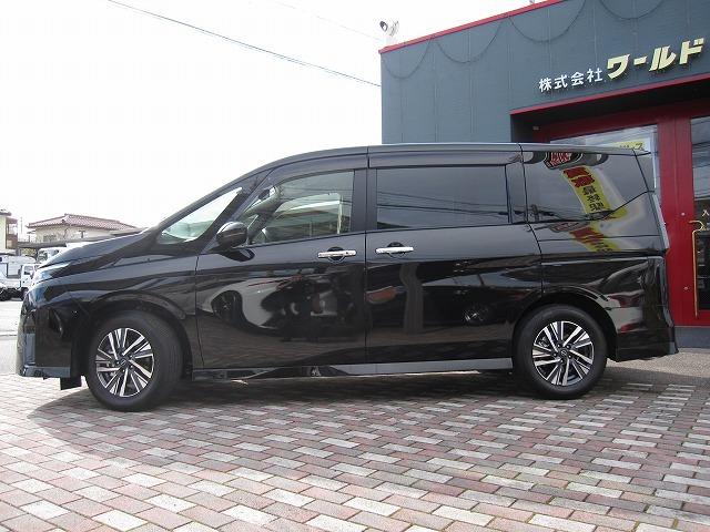 Nissan SERENA 2023