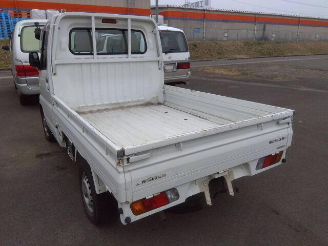Mitsubishi MINICAB TRUCK 1999
