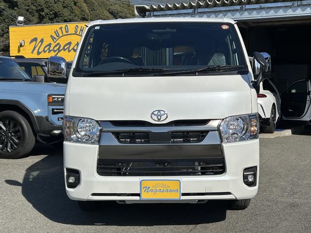 Toyota HIACE VAN 2026