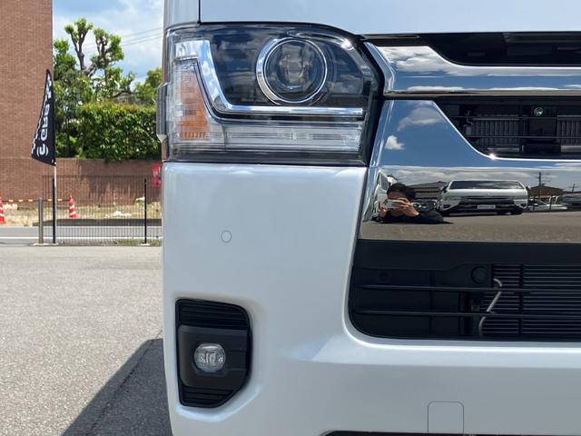 Toyota HIACE VAN 2026