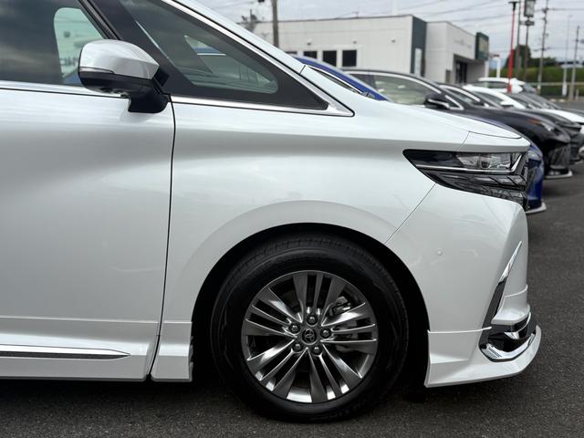 Toyota ALPHARD HYBRID 2024