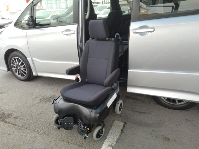 Toyota VOXY 2016