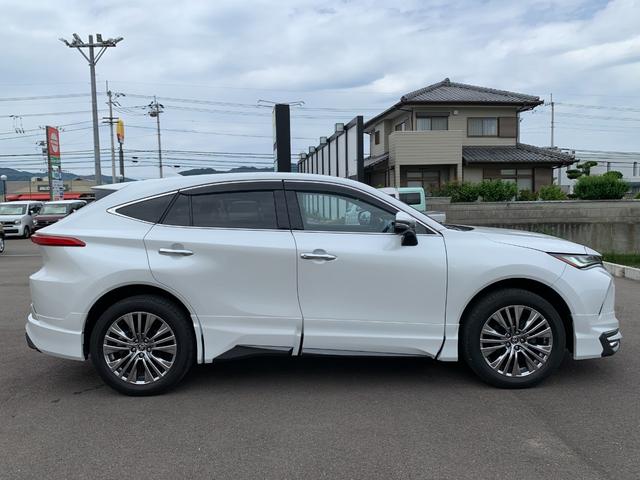 Toyota HARRIER HYBRID 2024