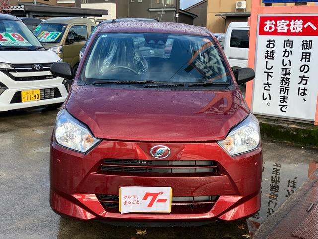 Daihatsu MIRA E:S 2025