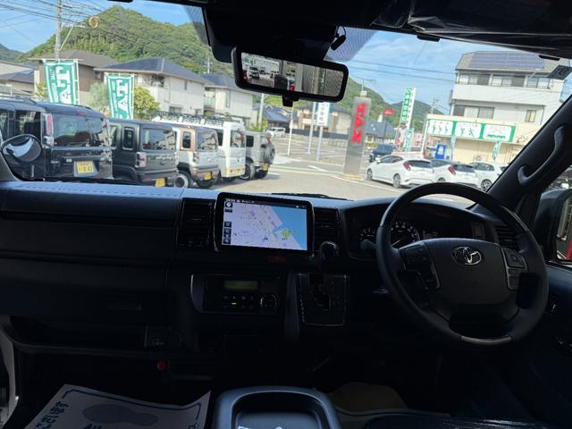 Toyota HIACE VAN 2025