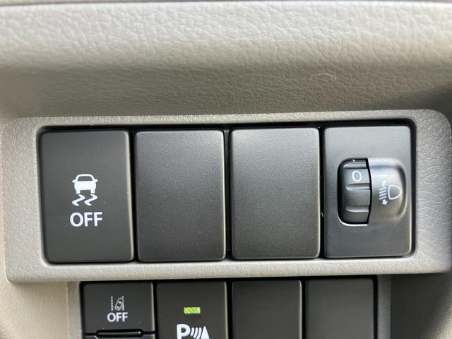 Nissan NV100 Clipper Van 2025