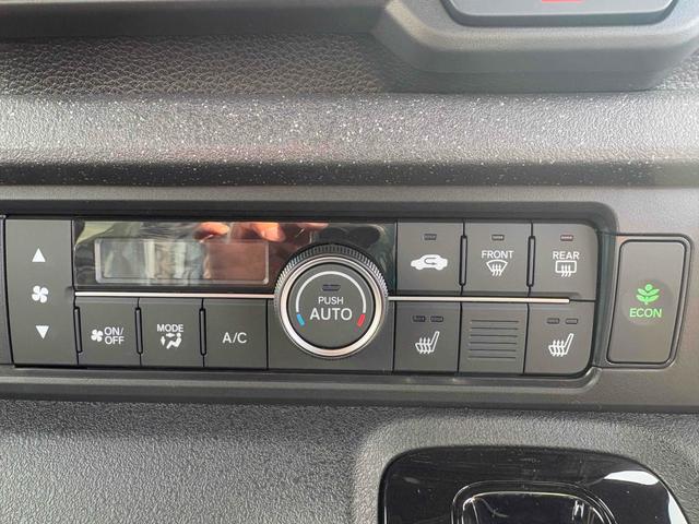 Honda N-BOX CUSTOM 2024