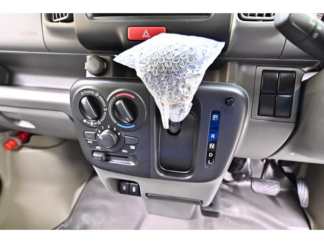 Nissan CLIPPER VAN 2025