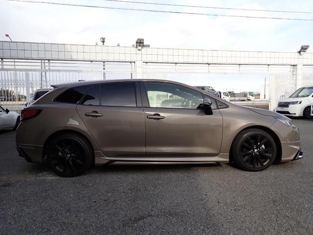 Toyota COROLLA TOURING 2022
