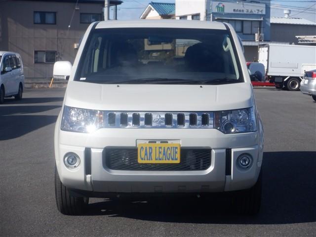 Mitsubishi DELICA D:5 2016