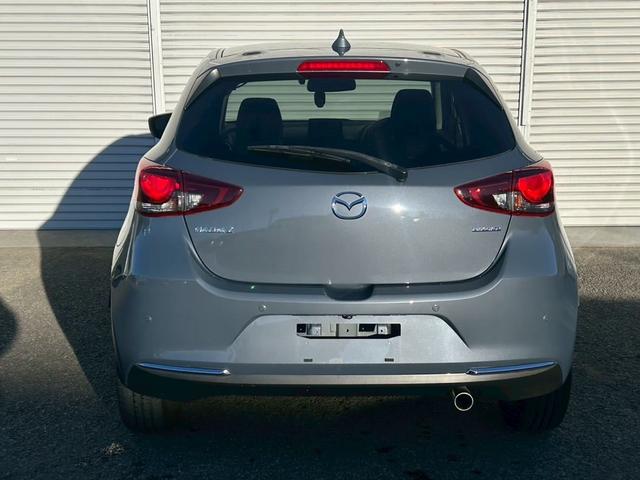 Mazda MAZDA2 2021