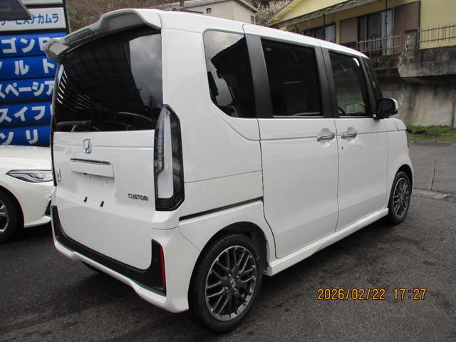 Honda N-BOX CUSTOM 2026