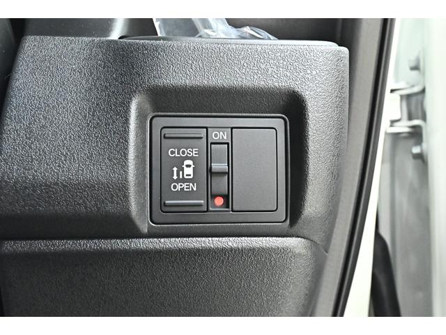 Honda N-BOX CUSTOM 2026