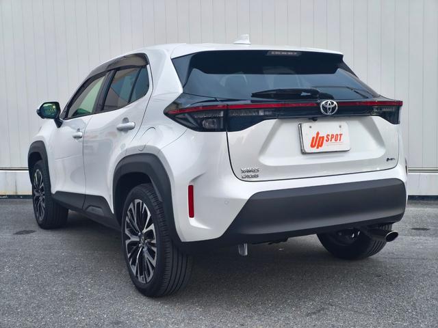 Toyota YARIS CROSS 2024