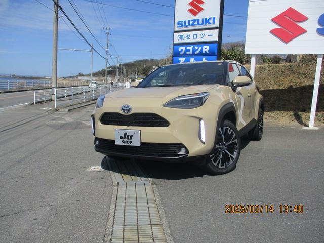 Toyota YARIS CROSS 2025