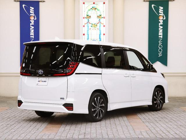 Toyota NOAH 2024
