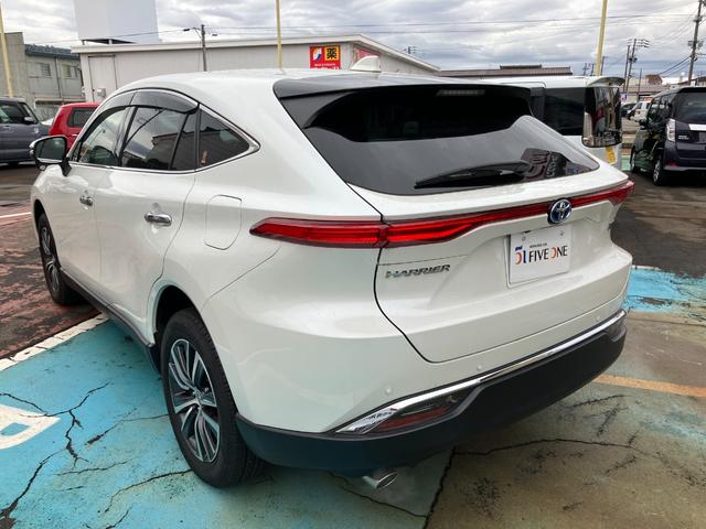 Toyota HARRIER HYBRID 2021