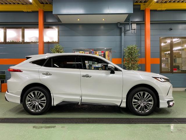 Toyota HARRIER HYBRID 2025